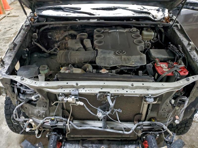 Фото 12 - TOYOTA 4RUNNER