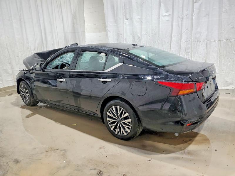 Фото 2 - NISSAN ALTIMA