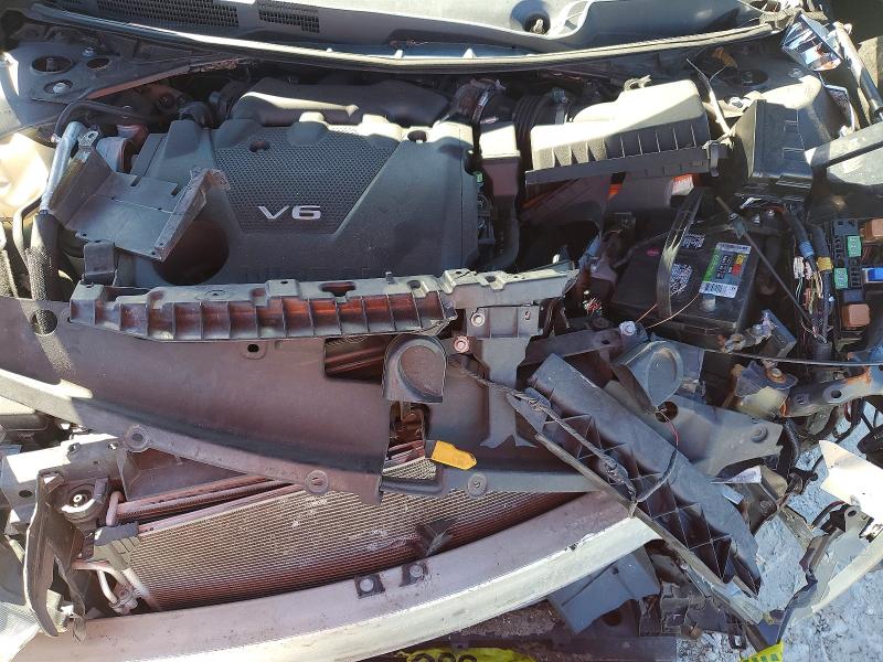 Фото 11 - NISSAN MAXIMA