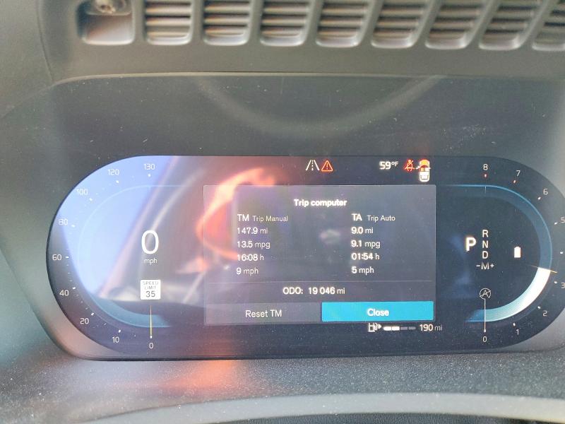 Фото 9 - VOLVO XC90 CORE