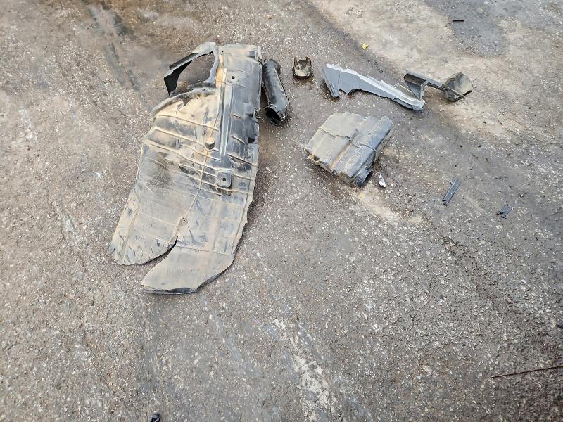 Фото 13 - NISSAN ROGUE