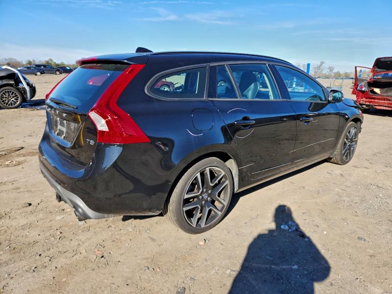 Фото 3 - VOLVO V60