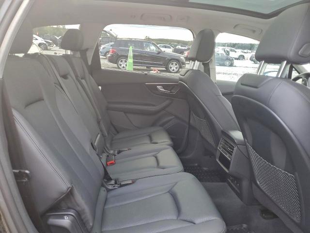 Фото 10 - AUDI Q7