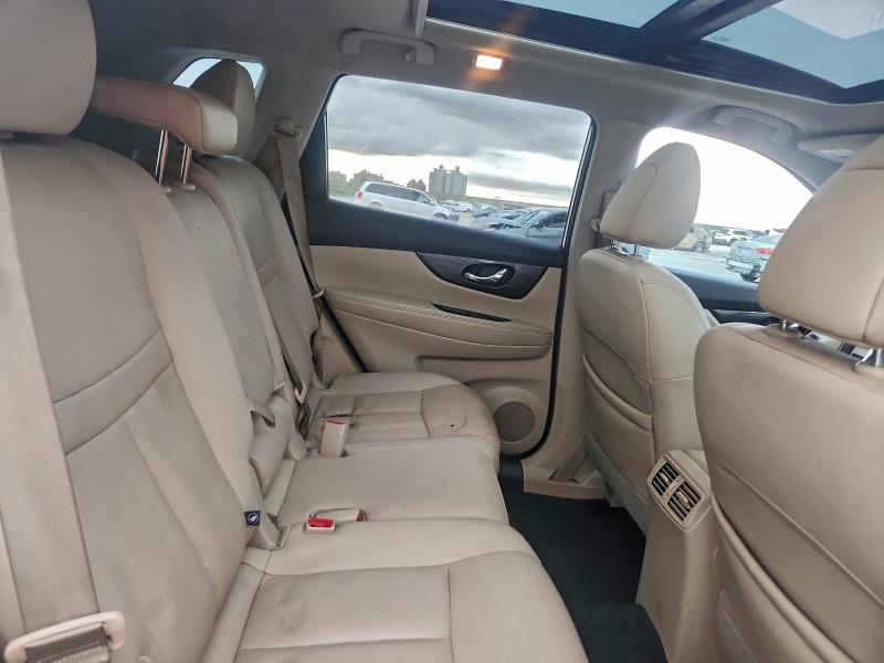 Фото 11 - NISSAN ROGUE