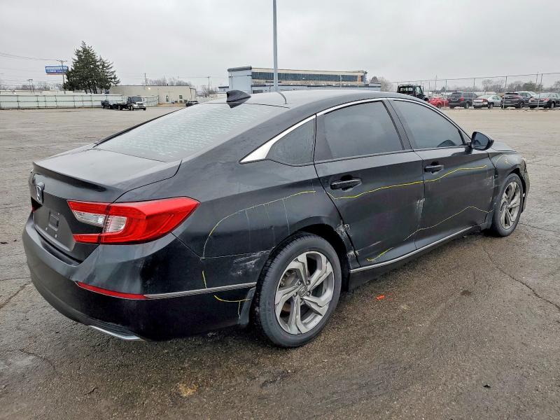 Фото 3 - HONDA ACCORD