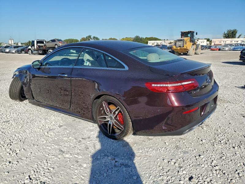 Фото 2 - MERCEDES-BENZ E-CLASS