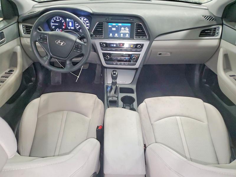 Фото 8 - HYUNDAI SONATA