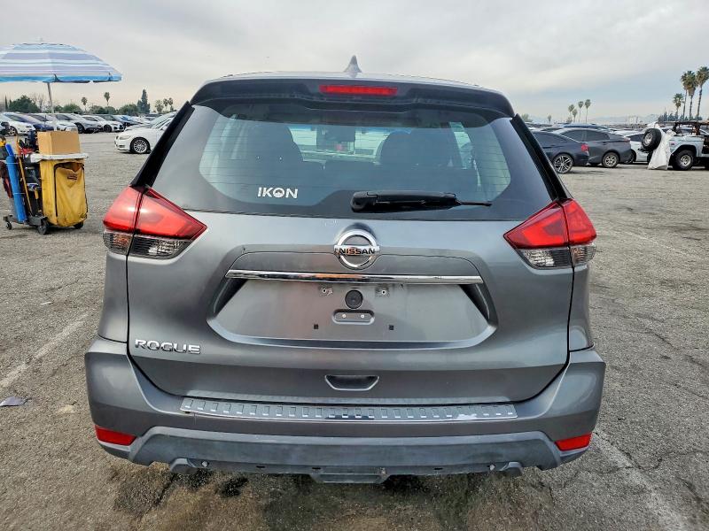 Фото 6 - NISSAN ROGUE