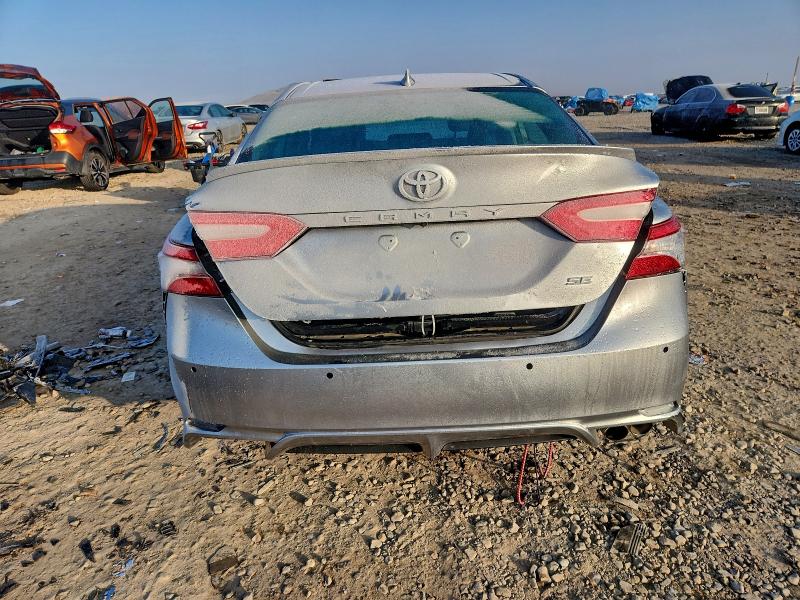 Фото 6 - TOYOTA CAMRY