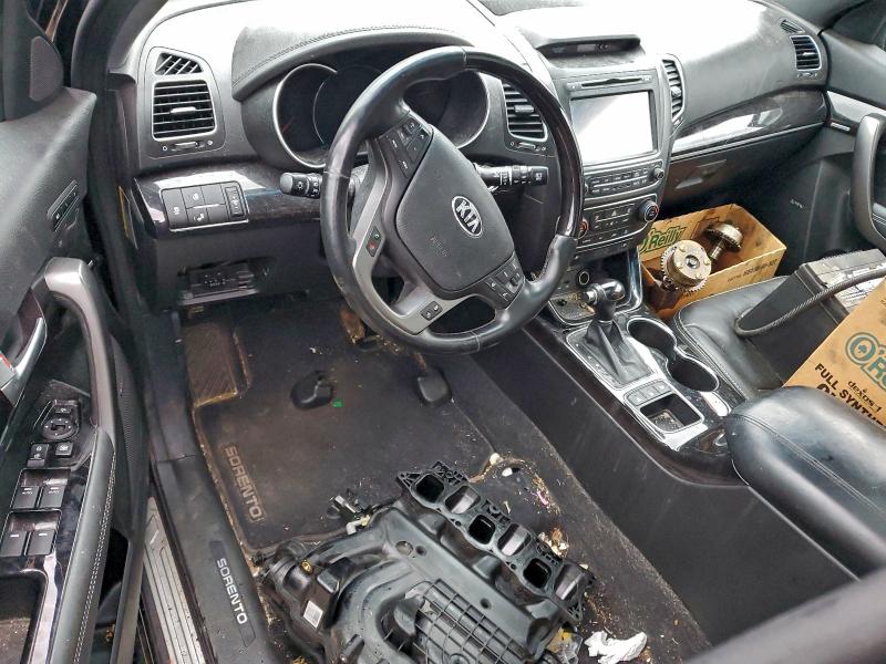 Фото 8 - KIA SORENTO