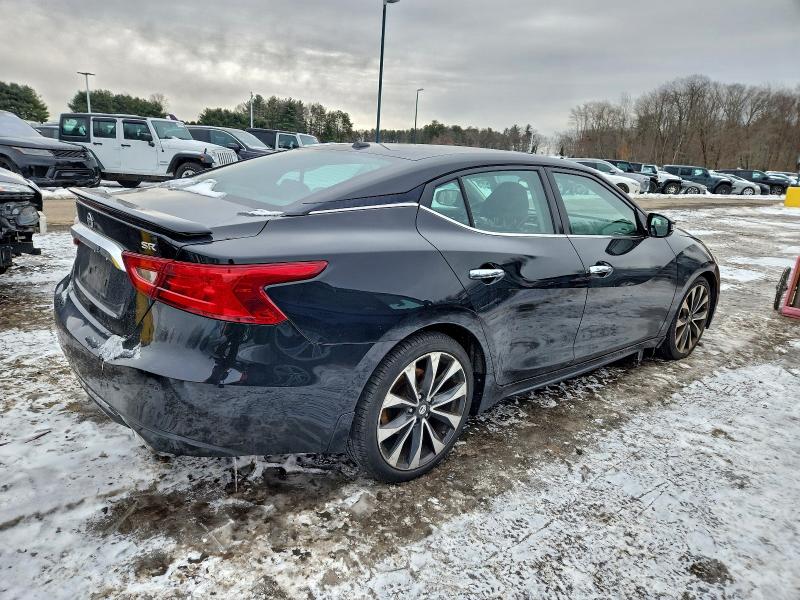 Фото 3 - NISSAN MAXIMA