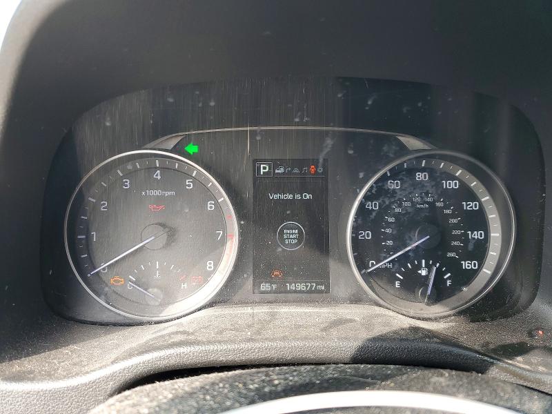 Фото 9 - HYUNDAI ELANTRA