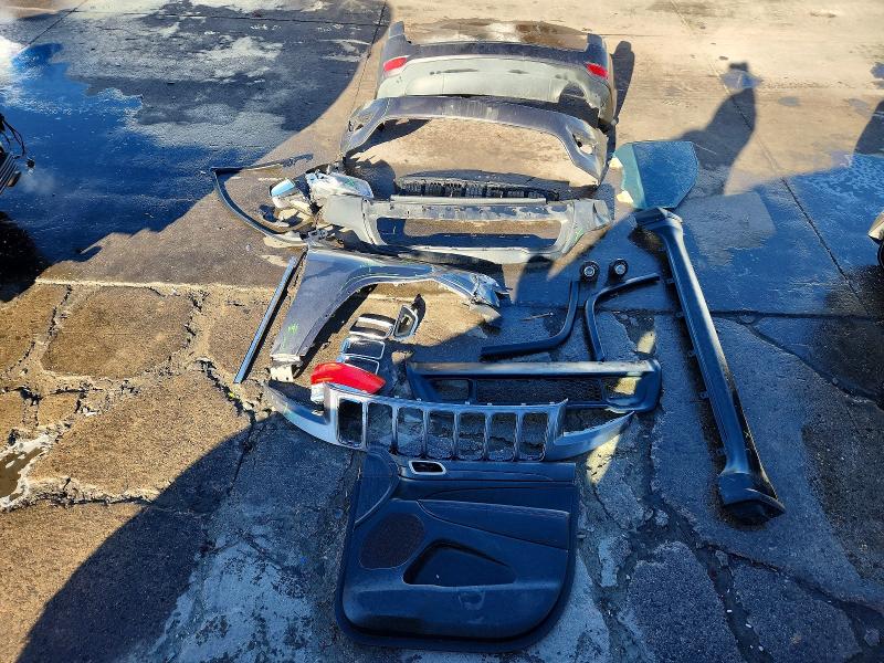 Фото 13 - JEEP GRAND CHER