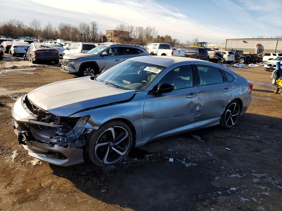 Фото 1 - HONDA ACCORD