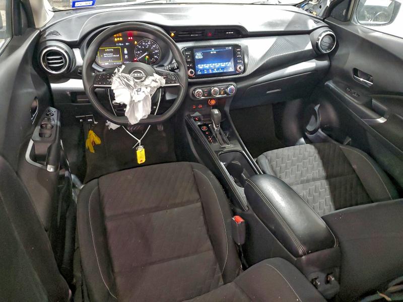 Фото 8 - NISSAN KICKS