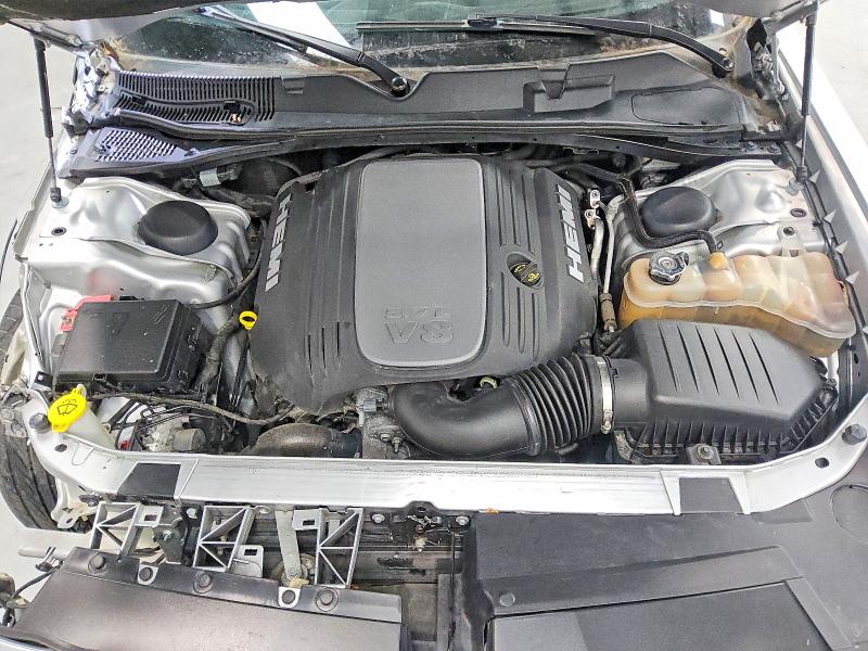 Фото 11 - DODGE CHALLENGER