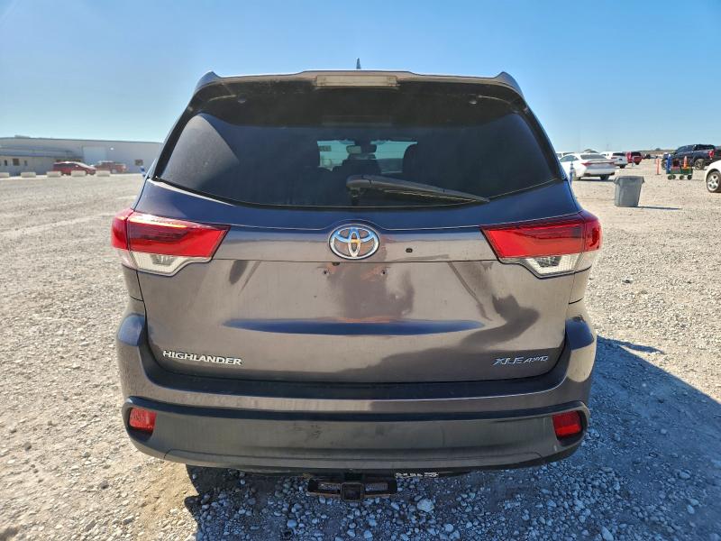 Фото 6 - TOYOTA HIGHLANDER