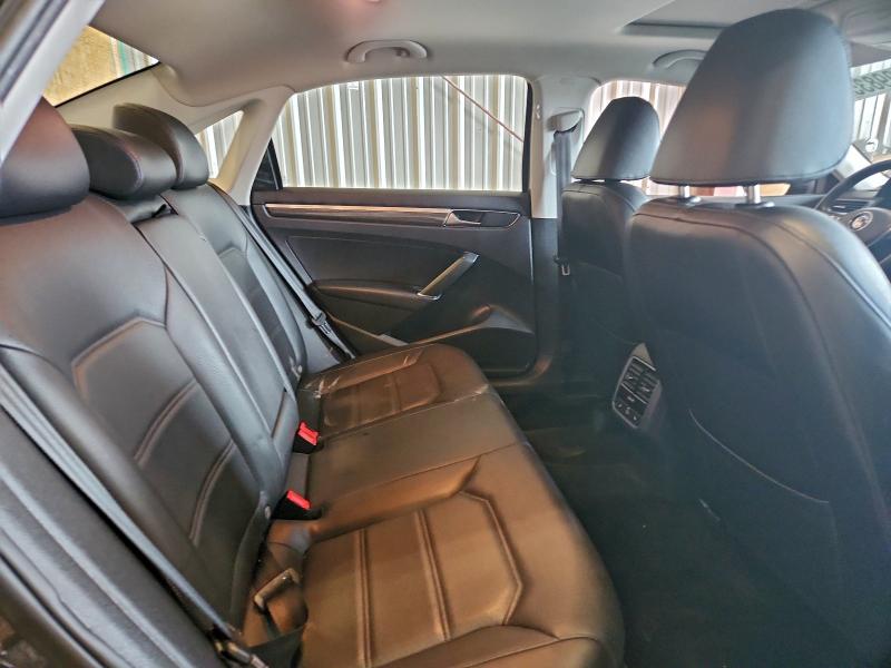 Фото 10 - VOLKSWAGEN PASSAT