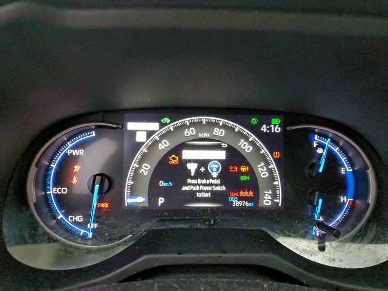 Фото 9 - TOYOTA RAV4