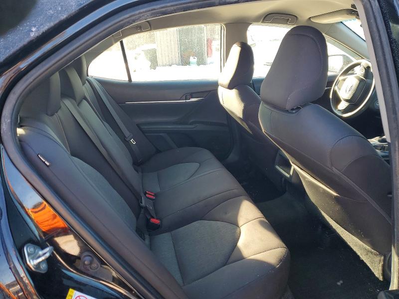 Фото 10 - TOYOTA CAMRY