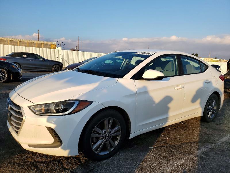 Фото 1 - HYUNDAI ELANTRA