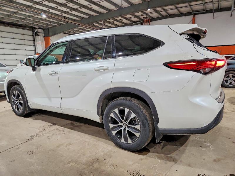 Фото 2 - TOYOTA HIGHLANDER