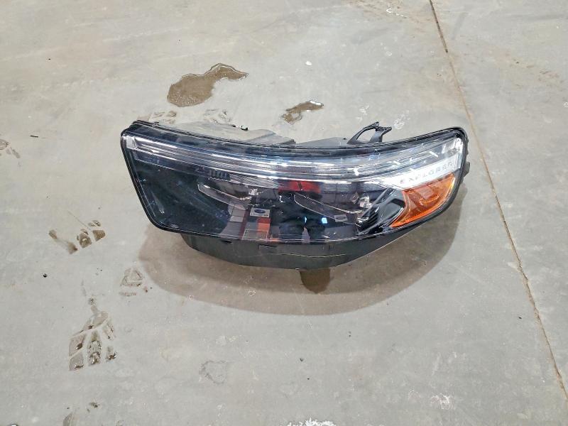 Фото 13 - FORD EXPLORER