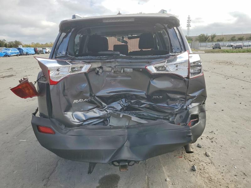 Фото 6 - TOYOTA RAV4