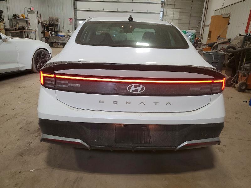 Фото 6 - HYUNDAI SONATA