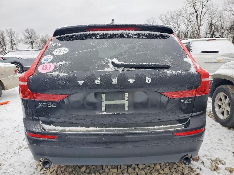 VOLVO XC60 2021 VIN YV4A22RKXM1748444