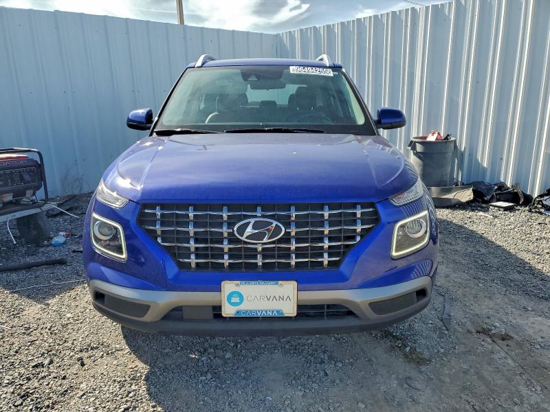 Фото 5 - HYUNDAI VENUE