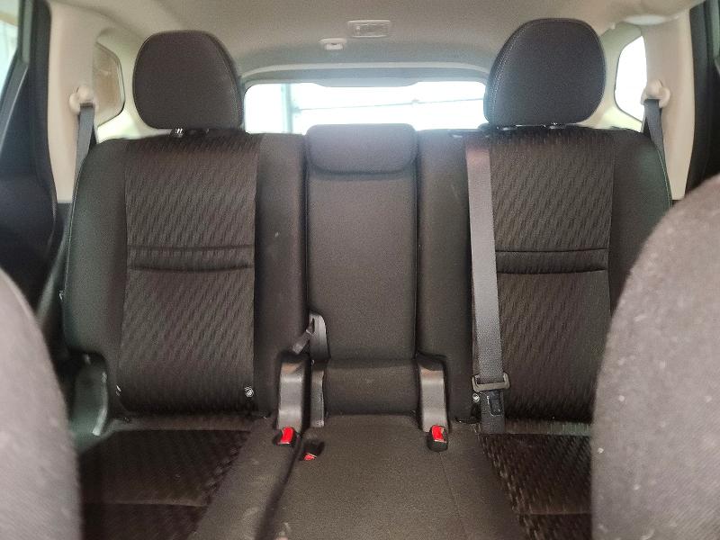 Фото 10 - NISSAN ROGUE