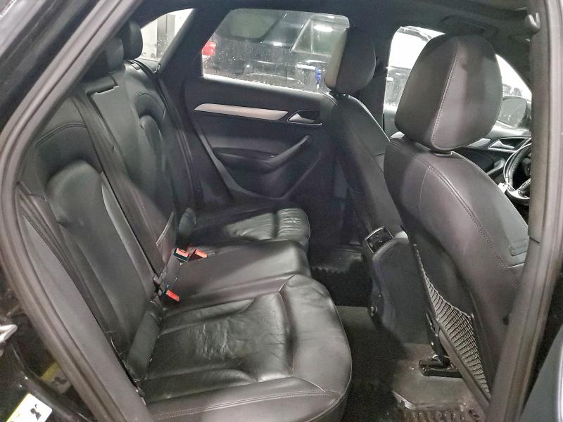 Фото 11 - AUDI Q3