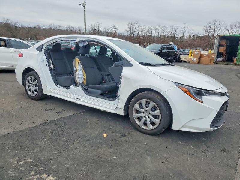 Фото 4 - TOYOTA COROLLA