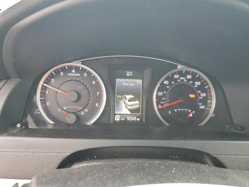 Фото 9 - TOYOTA CAMRY