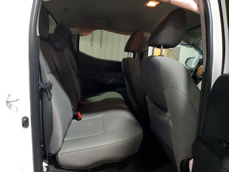 Фото 10 - TOYOTA TACOMA