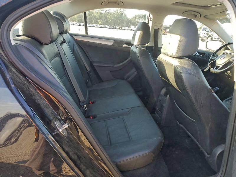 Фото 10 - VOLKSWAGEN JETTA