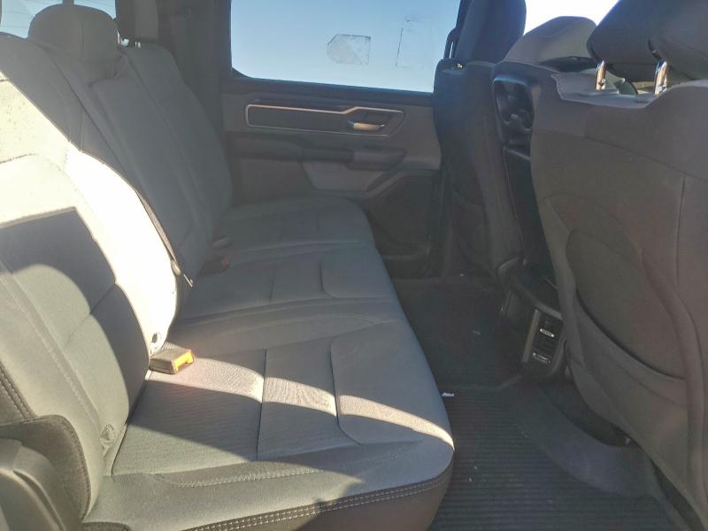 Фото 10 - RAM 1500