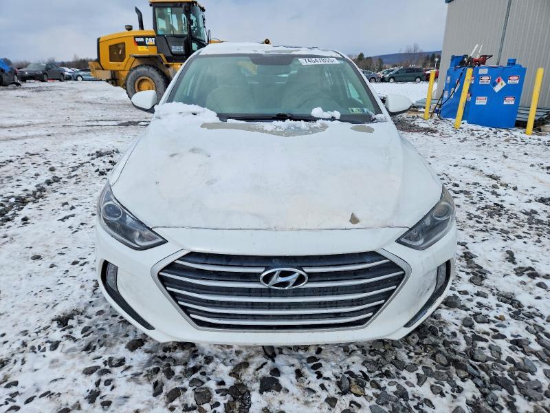 Фото 5 - HYUNDAI ELANTRA