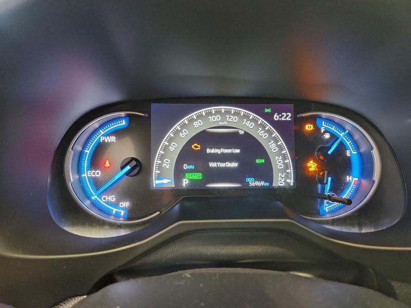 Фото 9 - TOYOTA RAV4