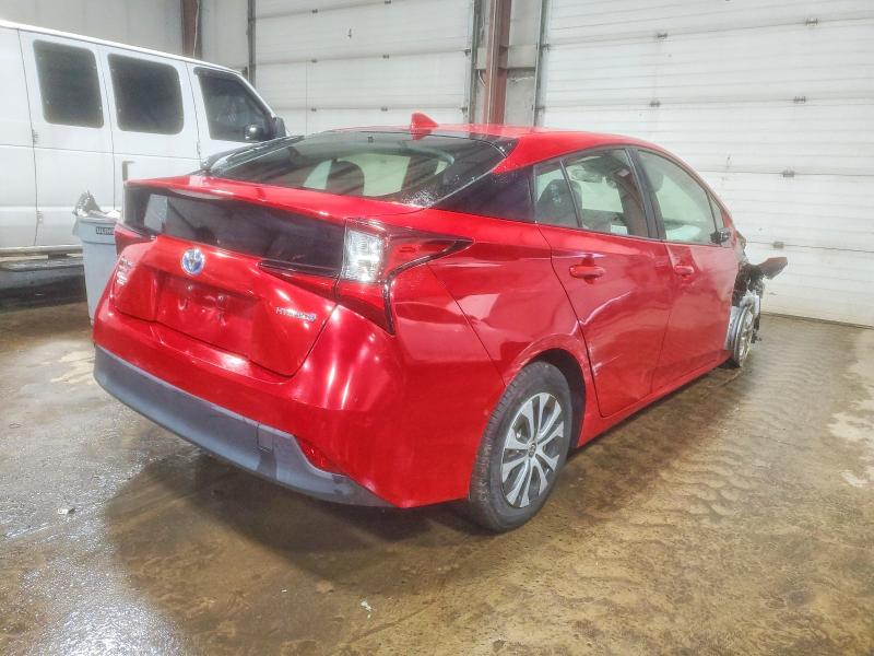 Фото 3 - TOYOTA PRIUS