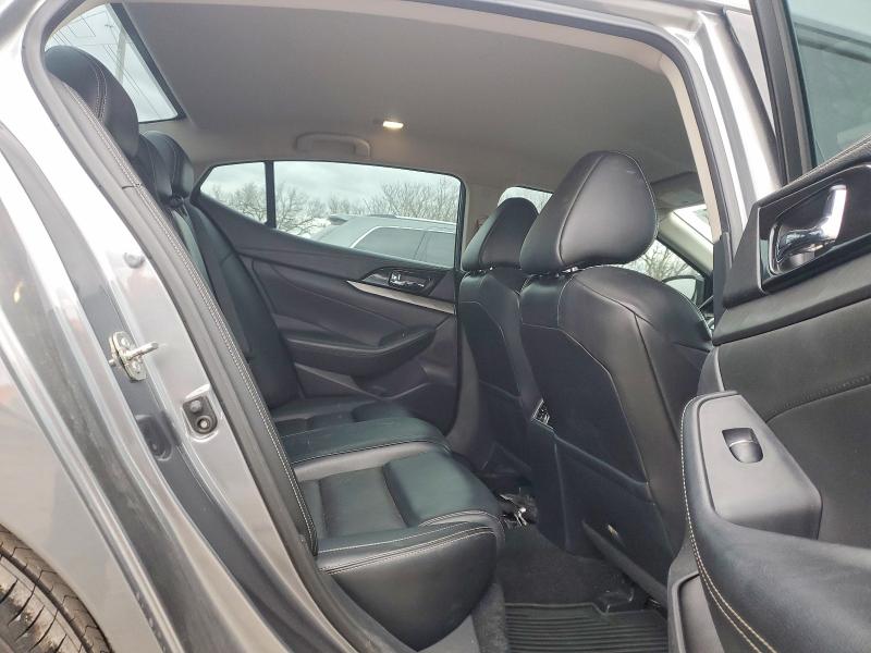 Фото 10 - NISSAN MAXIMA