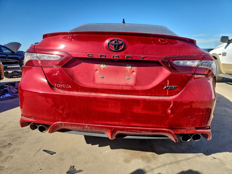 Фото 6 - TOYOTA CAMRY