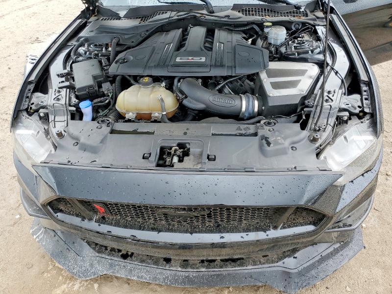 Фото 11 - FORD MUSTANG