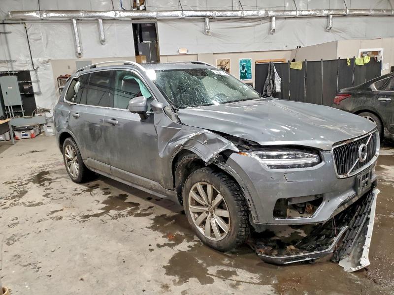 Фото 4 - VOLVO XC90