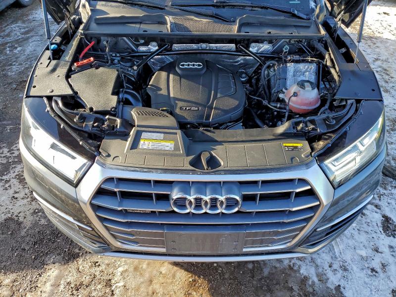 Фото 11 - AUDI Q5