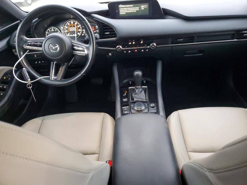 Фото 8 - MAZDA 3