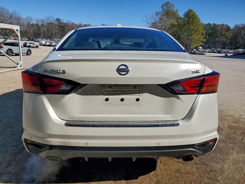 Фото 6 - NISSAN ALTIMA