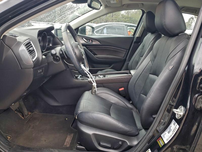 Фото 7 - MAZDA 3