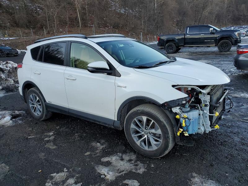 Фото 4 - TOYOTA RAV4